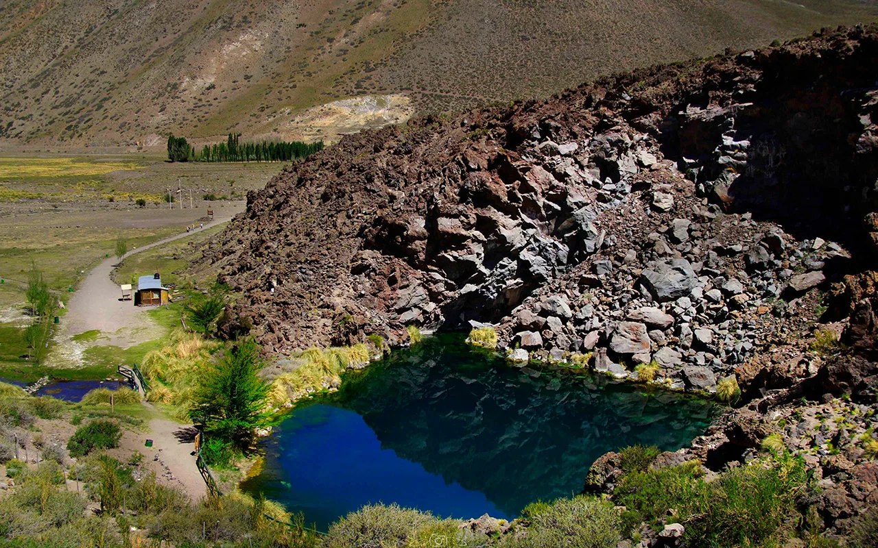 Laguna de la Niña Encantada, Malargüe: leyenda y agua esmeralda
